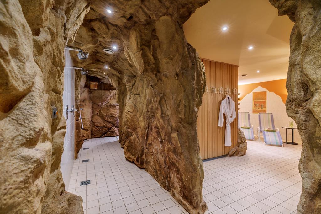 Waldhotel Vogtland Клингентал Екстериор снимка