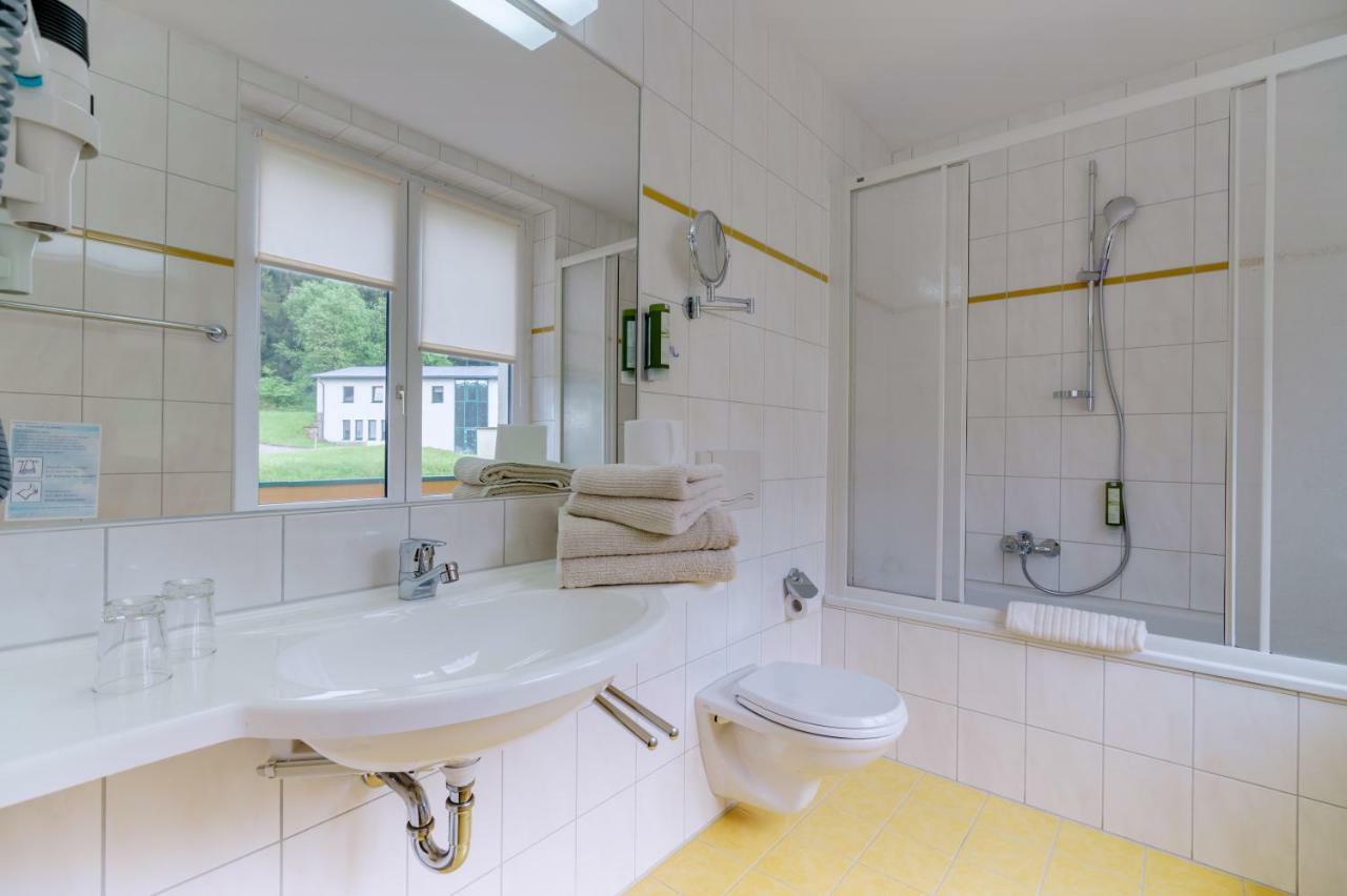 Waldhotel Vogtland Клингентал Екстериор снимка